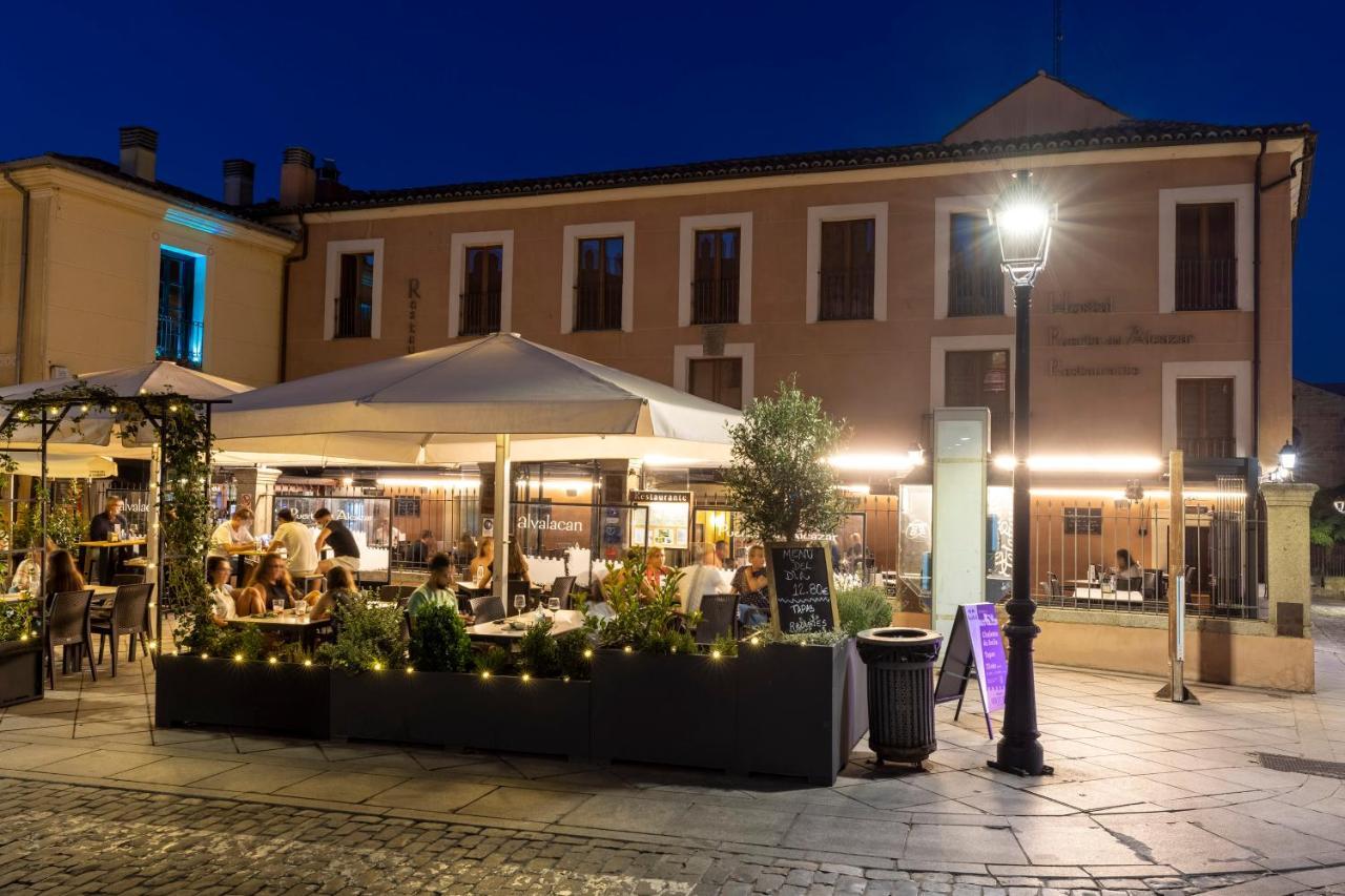 Hostal Restaurante Puerta Del Alcazar Ávila Exterior foto
