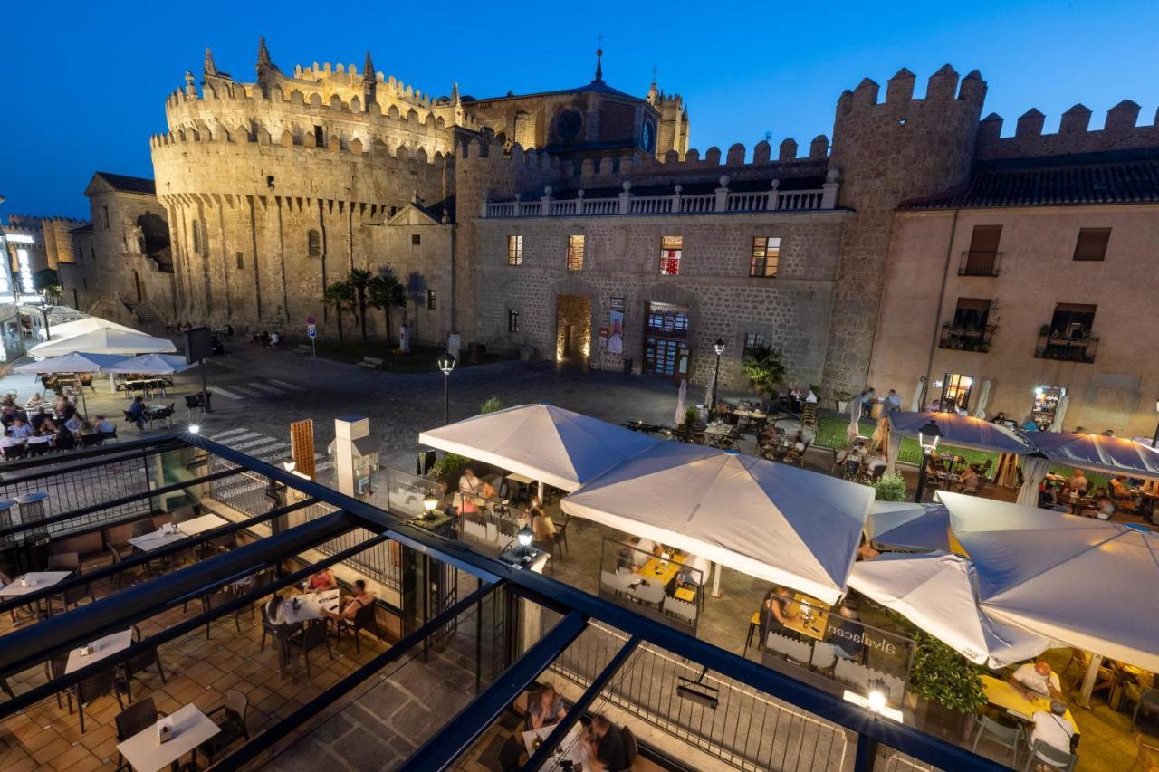 Hostal Restaurante Puerta Del Alcazar Ávila Exterior foto